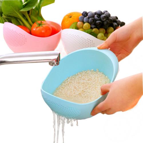 Plastic strainer